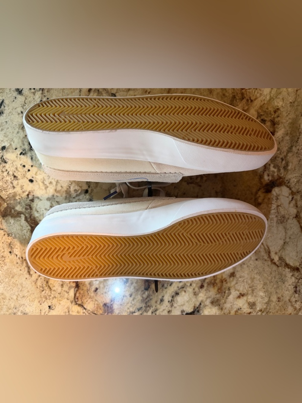 Nike SB Shane summit white Suede Skate Shoes - Picture 2 of 9
